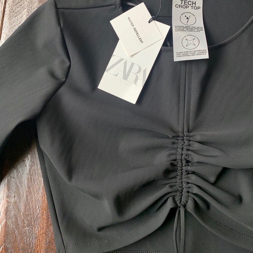 ZARA Tech Crop Top - Picture 2 of 4